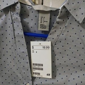 H&M fitted button-down shirt